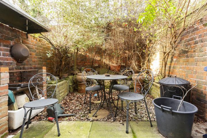 Stunning Sharers House Bransdale Close, West Hampstead